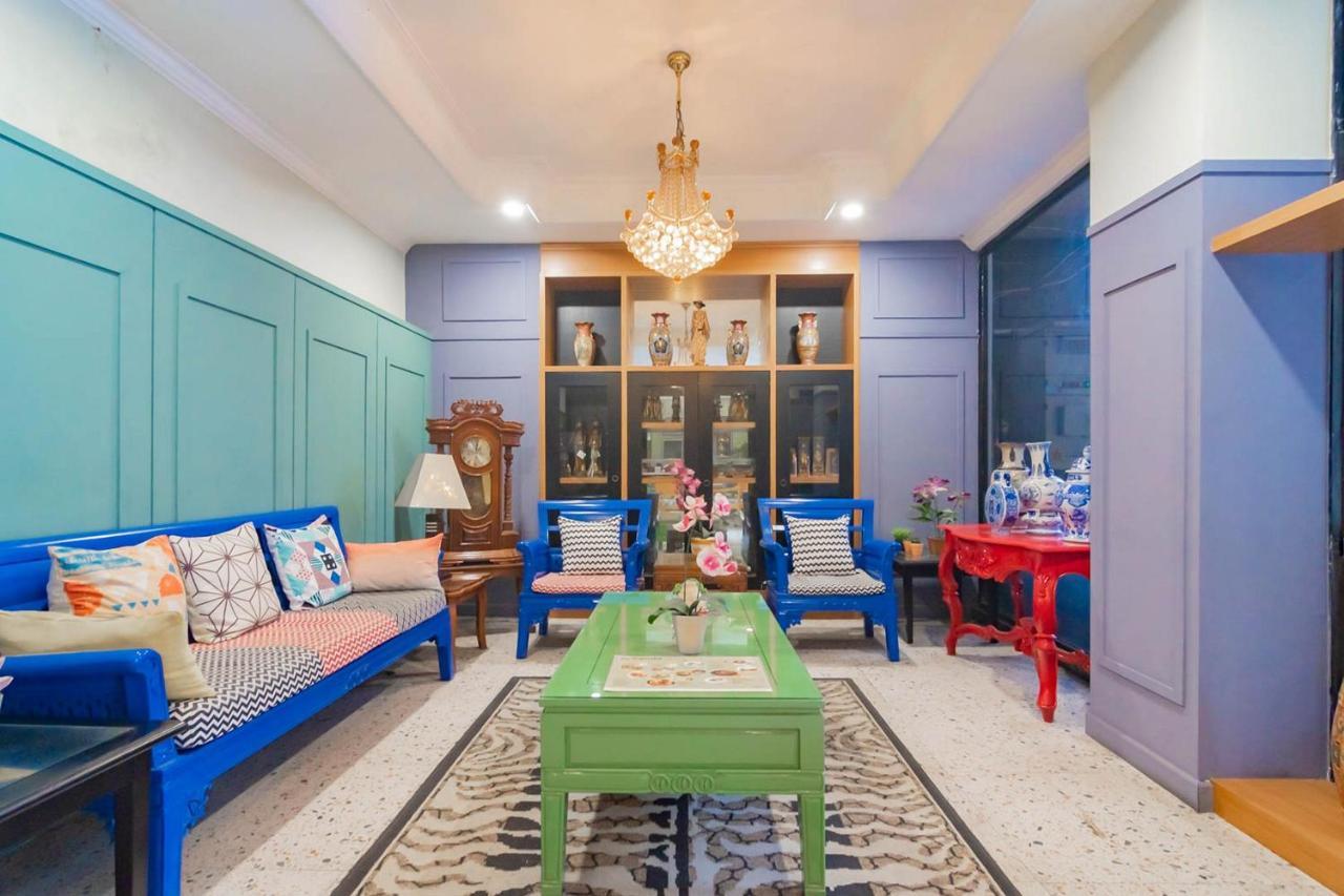 Cihampelas Hotel 2 Mitra Reddoorz 万隆 外观 照片